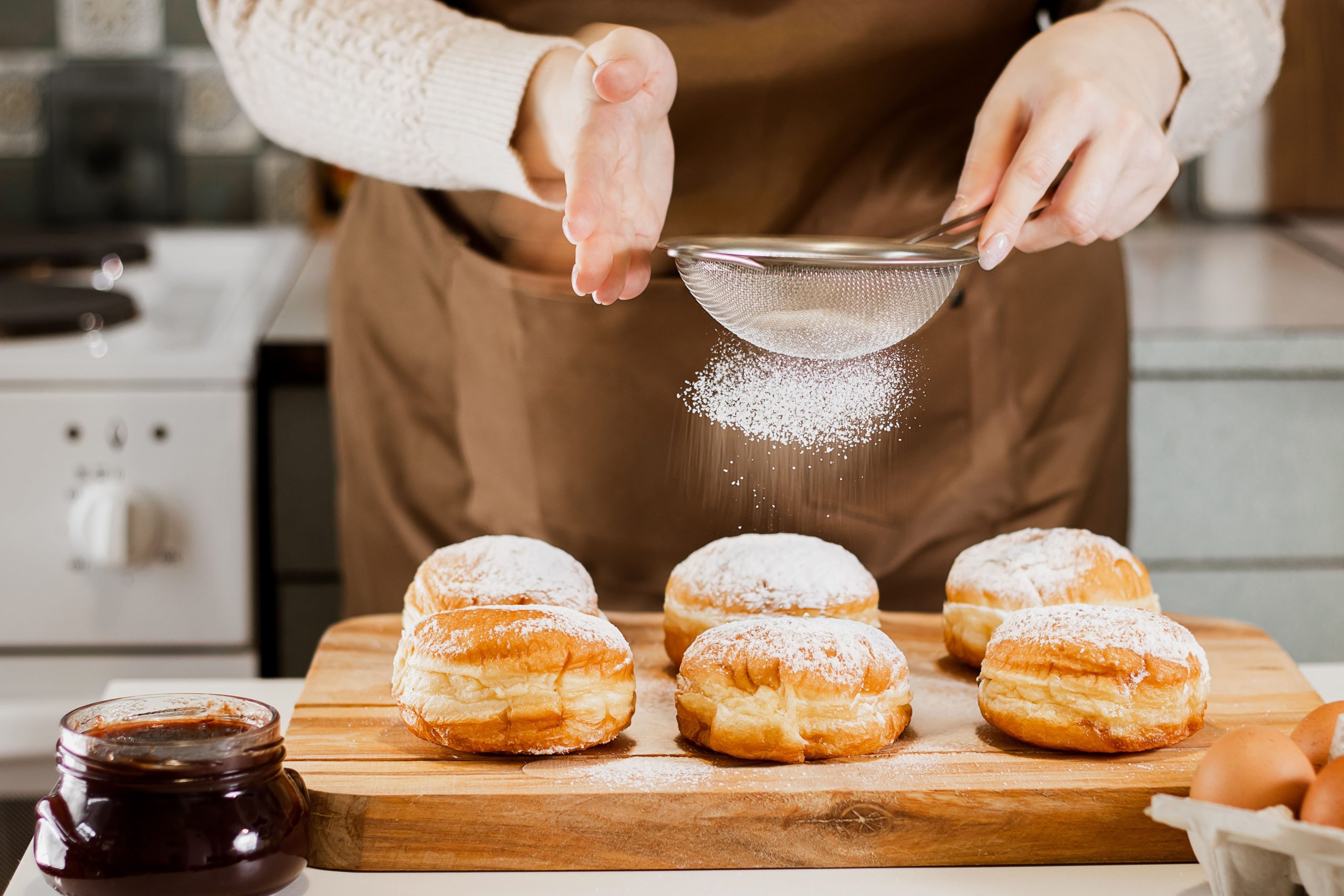 donuts-and-powdered-sugar-min-scaled.jpg